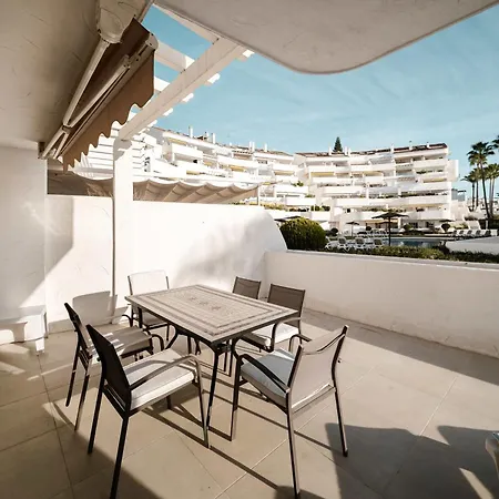 Apartman El Dorado Nueva Andalucia Pool Terrace